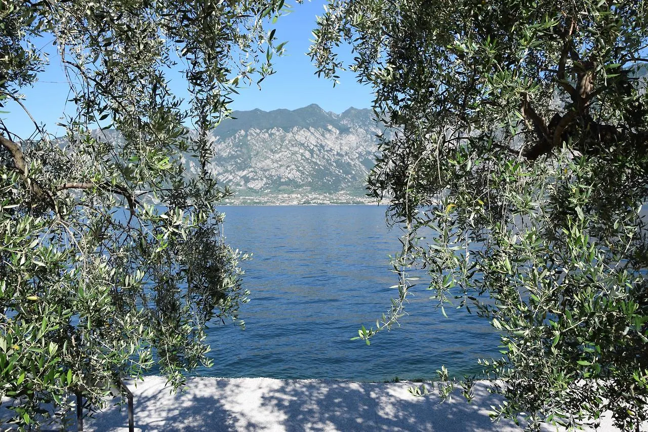 Hotel Vela Azzurra Navene