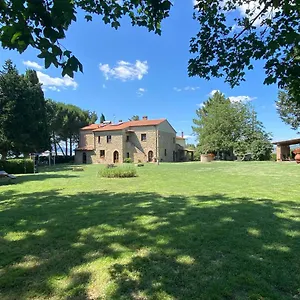 https://lantica-quercia.it-tuscanyhotel.com