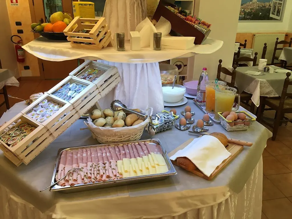 Hotel Vela Azzurra Navene 2*,  Italy