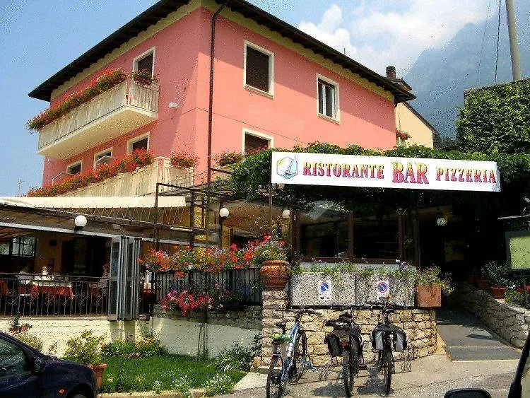 Hotel Vela Azzurra Navene