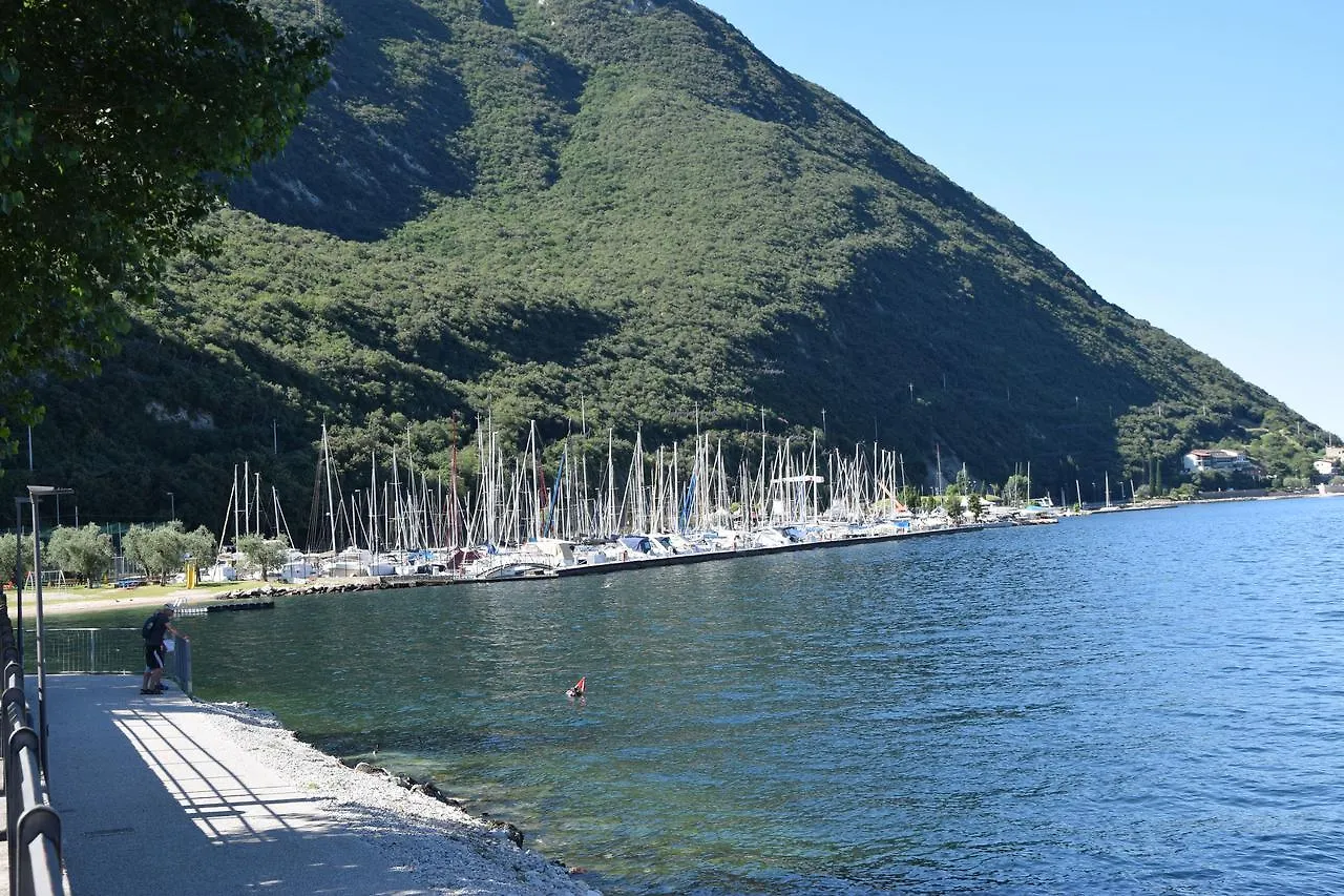 Hotel Vela Azzurra Navene