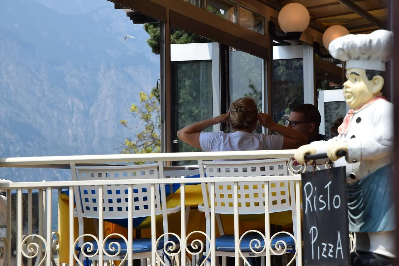 Hotel Vela Azzurra Navene Italy