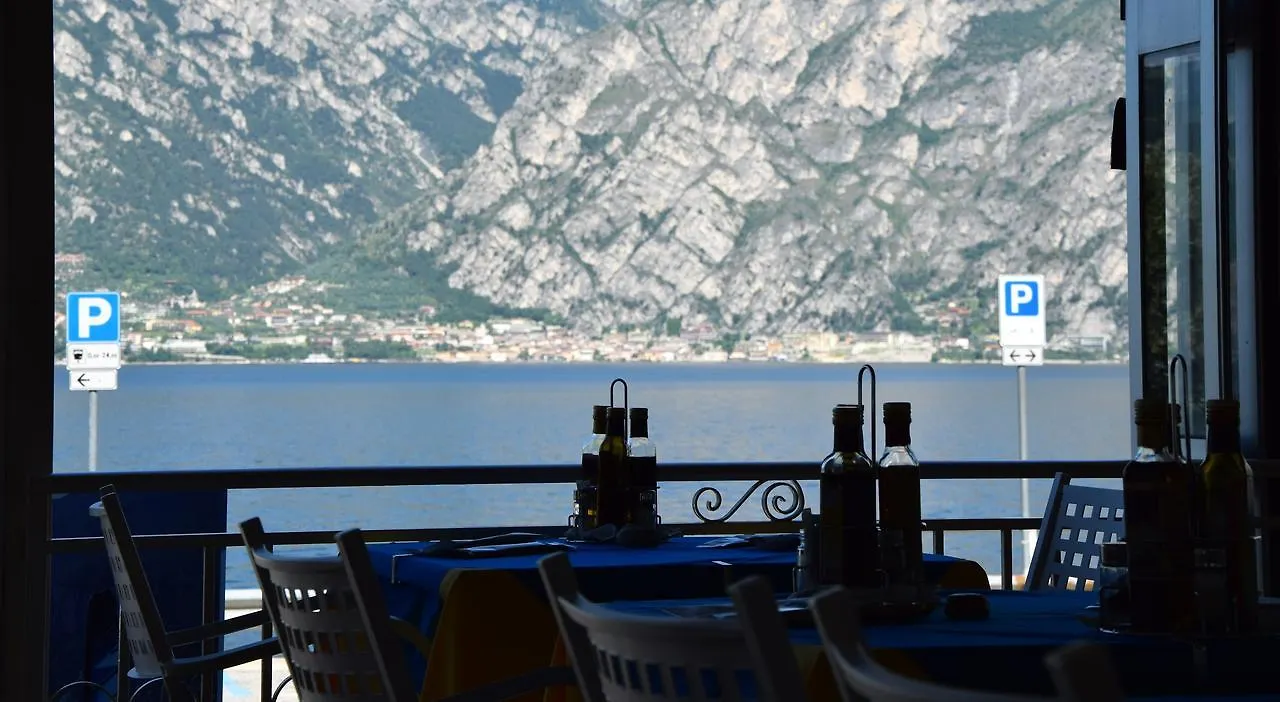 Hotel Vela Azzurra Navene